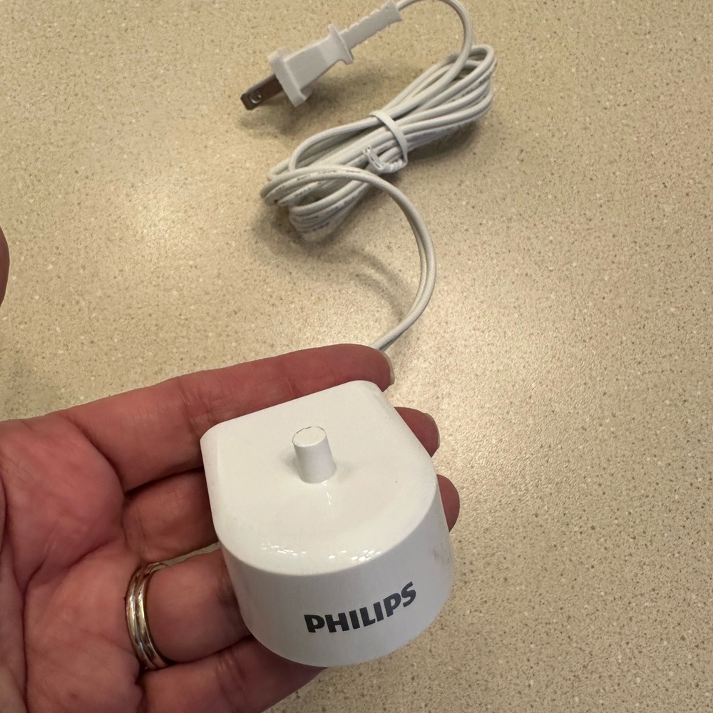 PHILIPS Sonicare Toothbrush charger white.